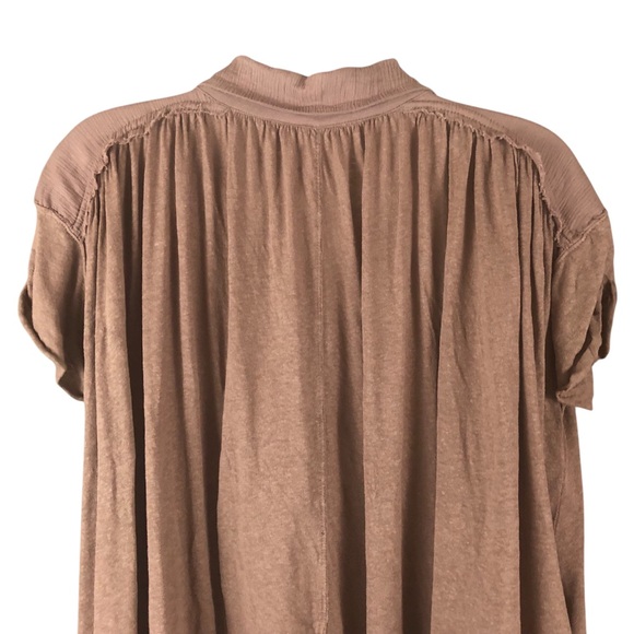 BLOUSE - Women's Free People Low Down Henley Linen Blend Cropped Top. Size Small - Picture 7 of 16